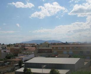 Vista exterior de Apartament en venda en Deltebre amb Balcó