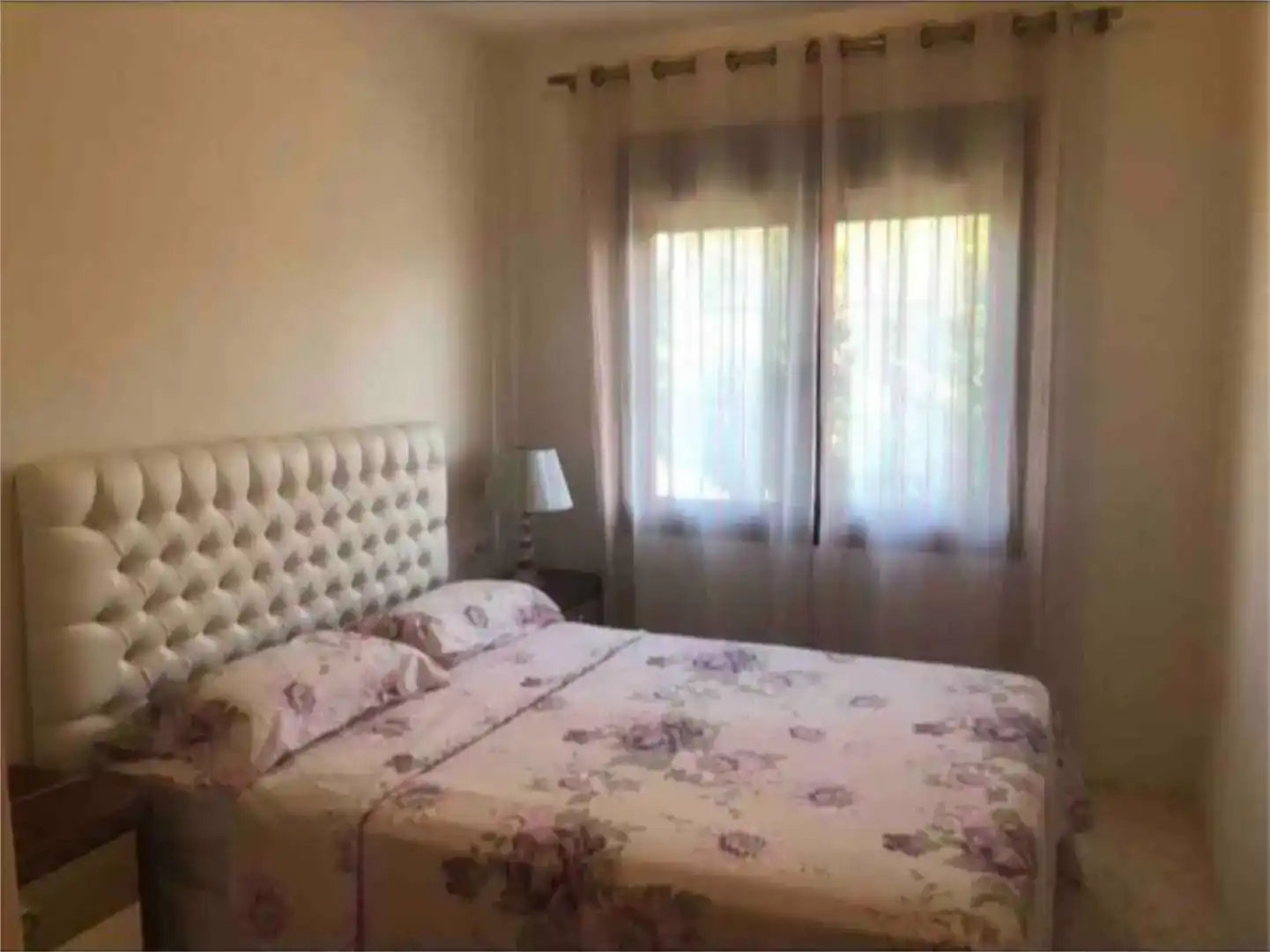 Habitación de Piso en venta en Tomares con Aire acondicionado, Piscina y Balcón