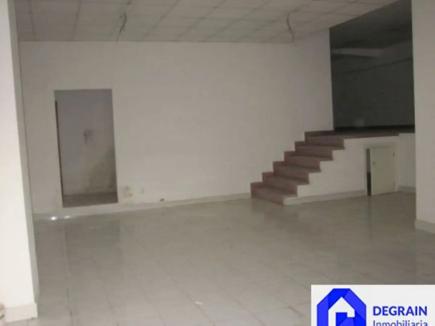 Local comercial en venta en Calle CALLE ARMANDO COLLAR, imagen 4