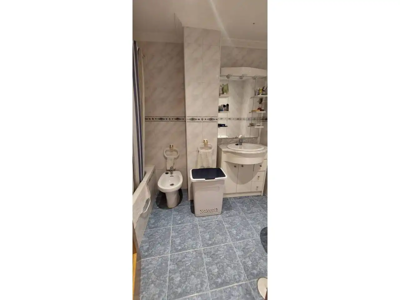 Badezimmer von Wohnung zum Verkauf in Villaquilambre mit Heizung und Balkon