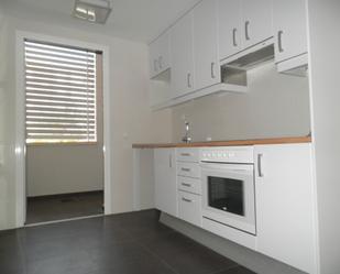 Kitchen of Flat to rent in  Madrid Capital  with Heating, Oven and Pets allowed