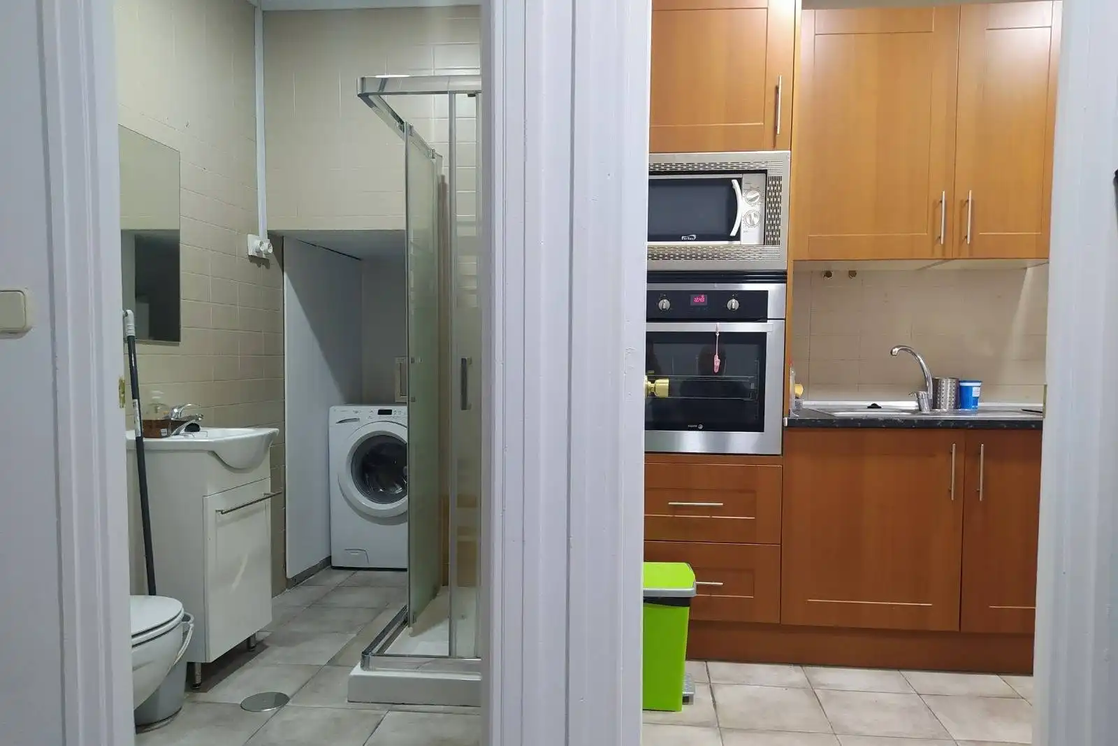 Kitchen of Ground floor for sale in Madrid  with Furnished
