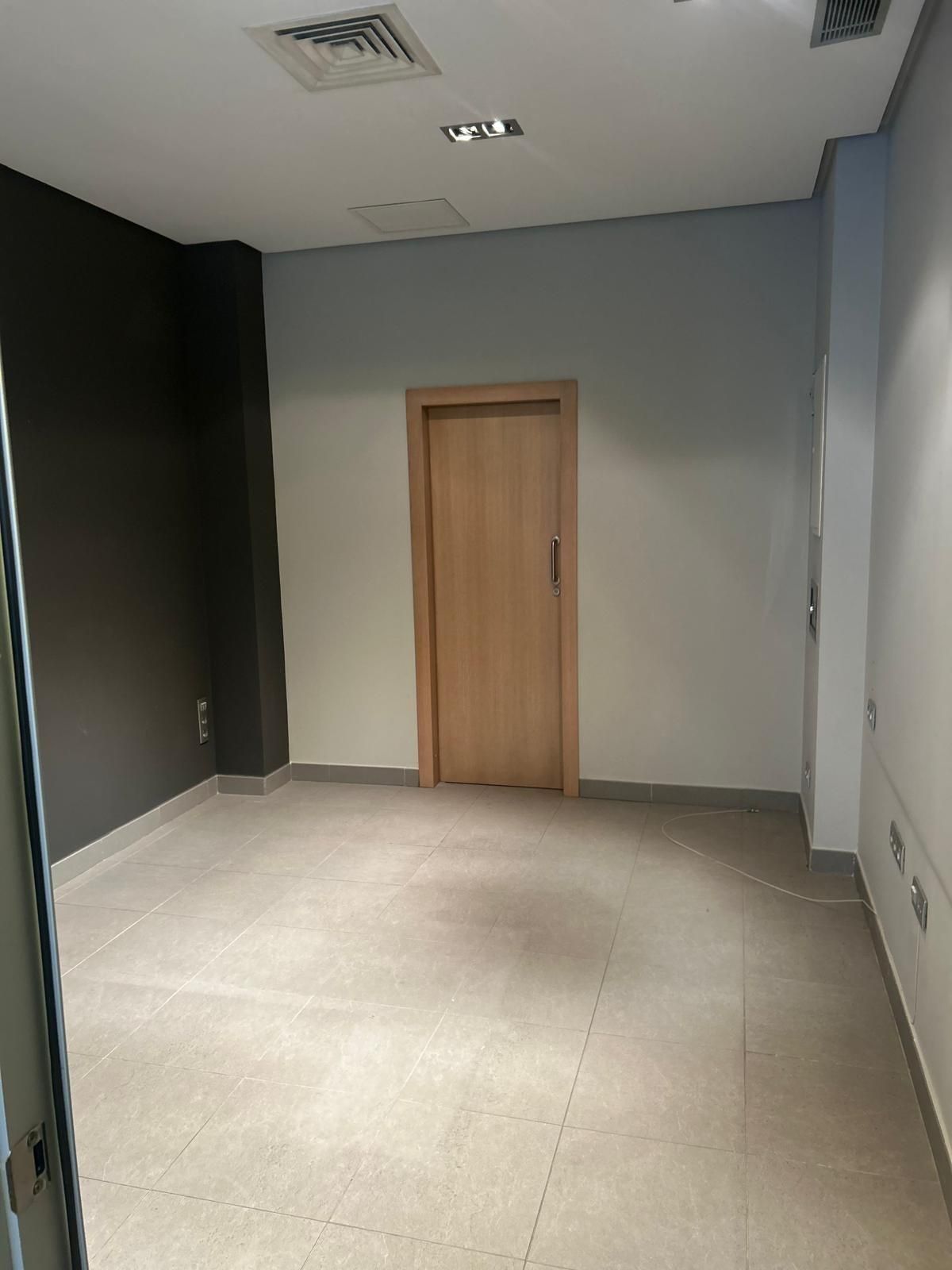 Local de alquiler en Vara de Quart, Patraix