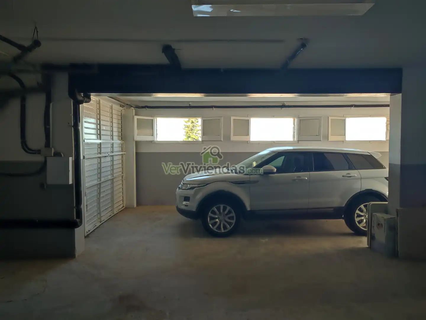 Parking of Houses for sale in Masquefa  with Air Conditioner, Heating and Private garden