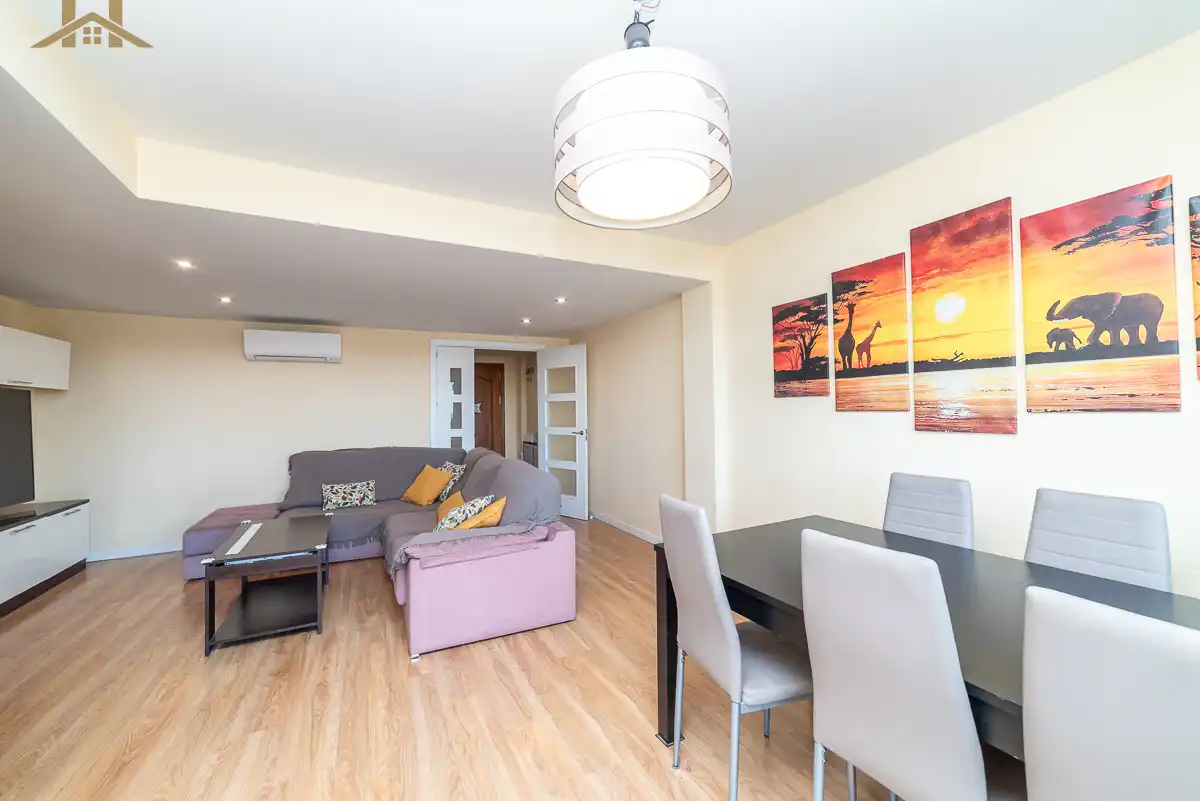 Living room of Flat for sale in Alcorcón  with Air Conditioner, Heating and Terrace