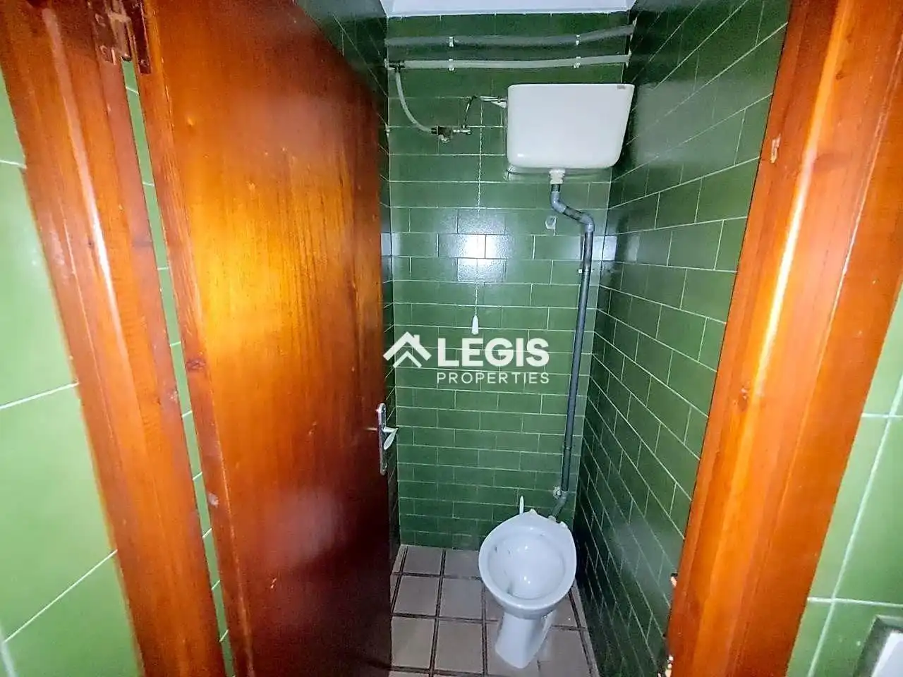 Bany de Local en venda en Mieres (Asturias) amb Terrassa