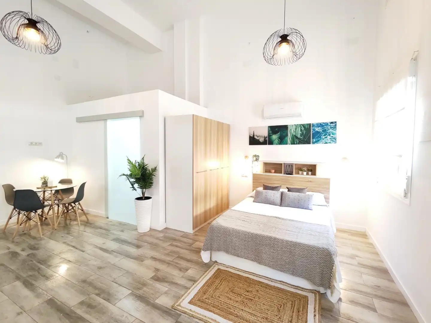 Schlafzimmer von Geschaftsraum zum Verkauf in Málaga mit Klimaanlage, Heizung und Möbliert
