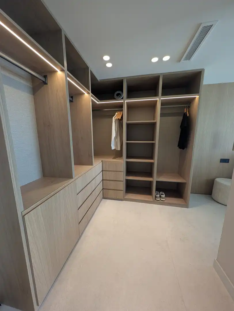 Habitación de Piso de alquiler en Torrevieja con Aire acondicionado, Terraza y Amueblado