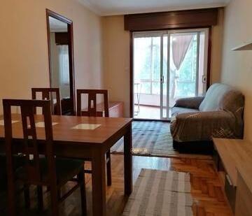 Living room of Flat for sale in Vigo   with Terrace, Storage room and Balcony