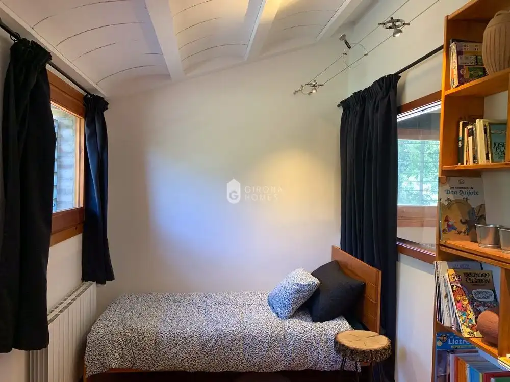 Bedroom of Country homes for rent in Girona  with Air Conditioner, Heating and Private garden