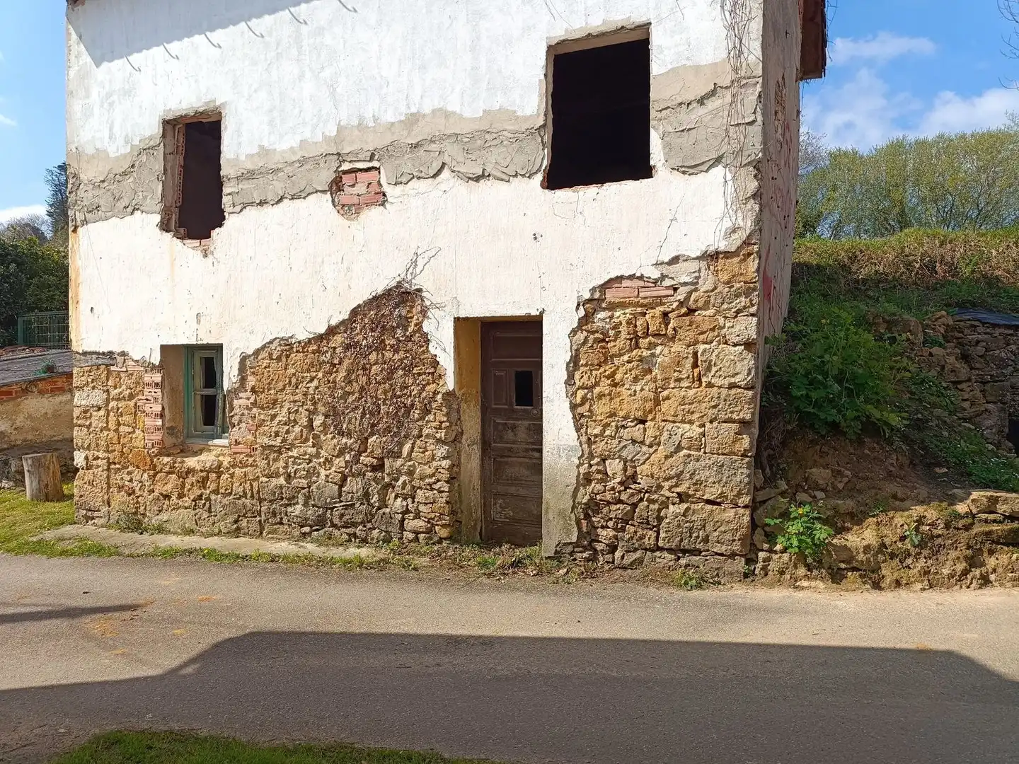 Vista exterior de Casa o chalet en venta en Siero con Piscina