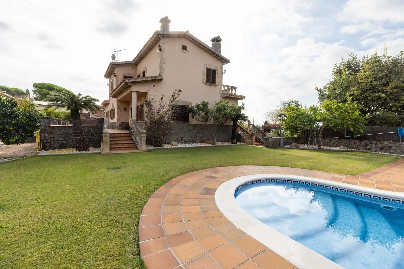 Jardí de Casa o xalet en venda en Mataró amb Terrassa i Piscina