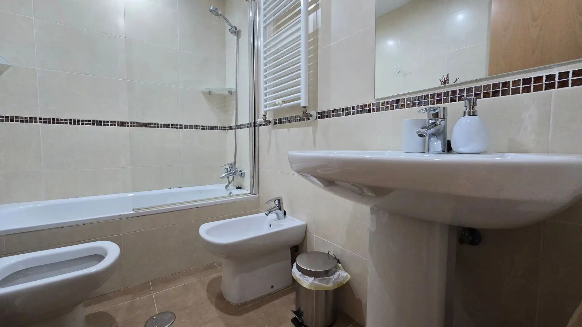 Bathroom of Flat for sale in Llanes  with Heating, Terrace and Furnished