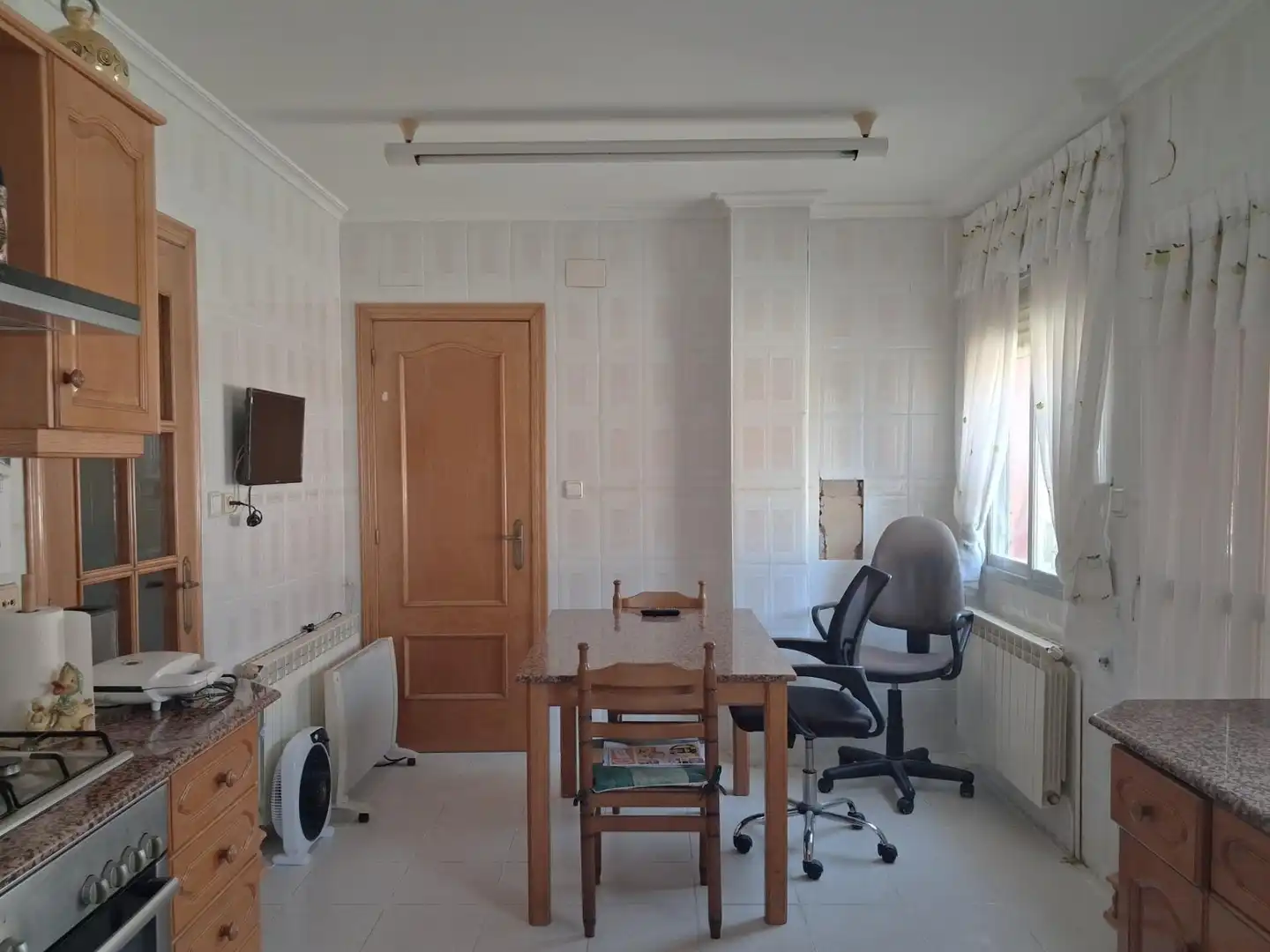 Comedor de Casa adosada en venta en Requena, Valencia