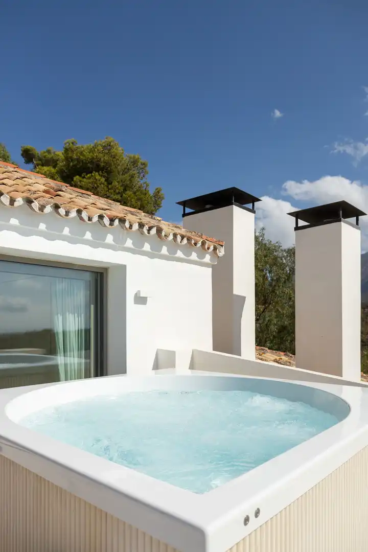 Außenansicht von Dachboden zum Verkauf in Marbella mit Terrasse und Balkon