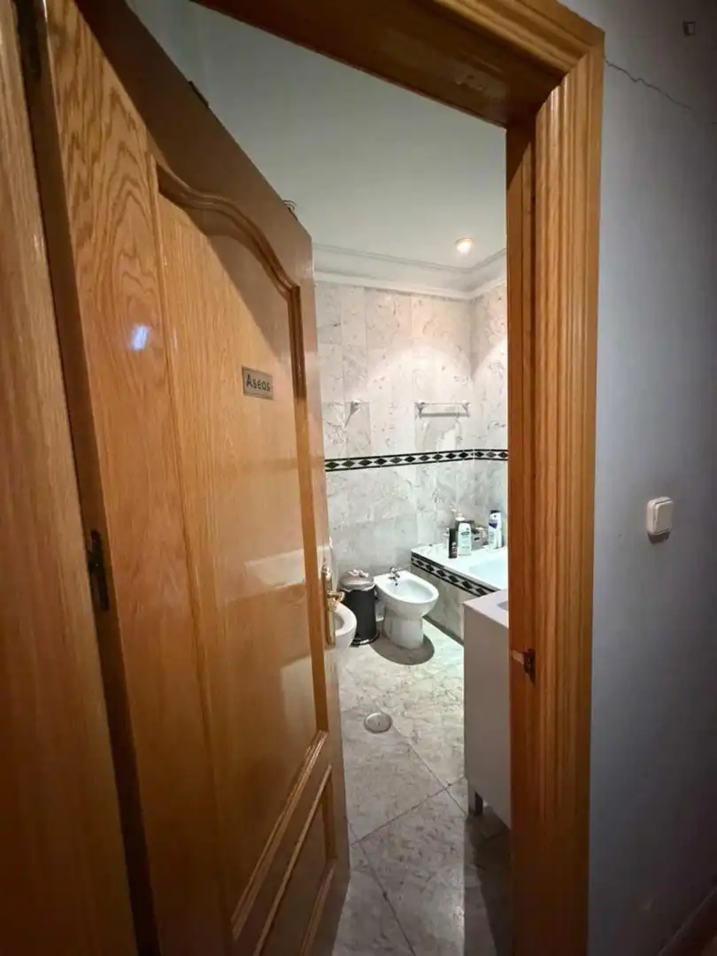Bany de Apartament per a compartir en Madrid amb Calefacció, Moblat i Forn