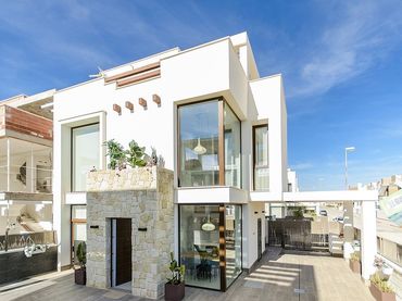 Villa con piscina in vendita a Las Salinas