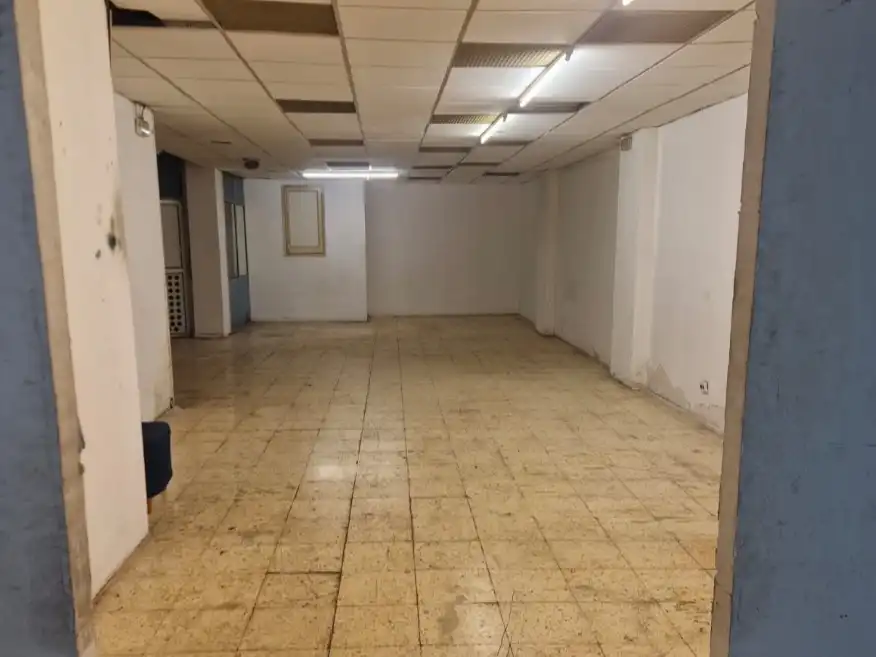 Local en venta en Sants - Montjuïc