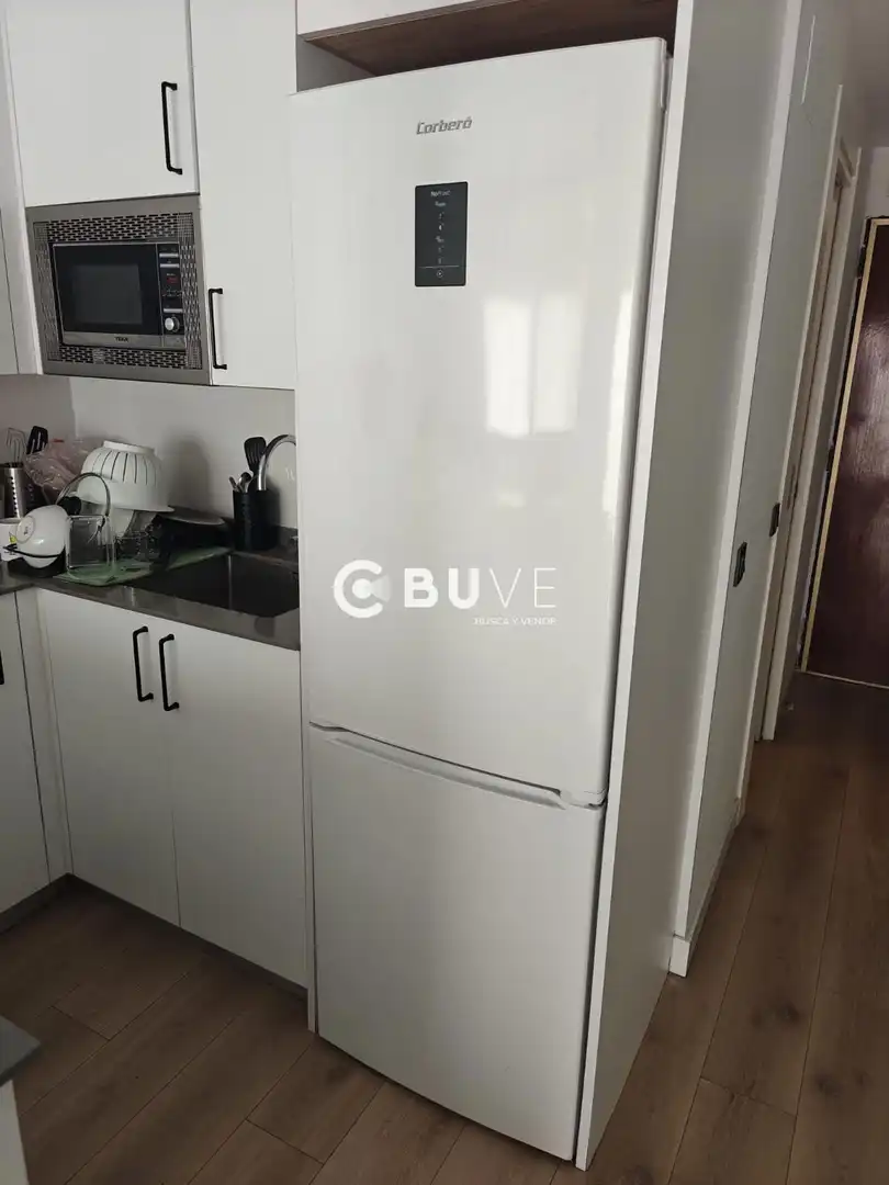 Cocina de Piso para compartir en Madrid con Aire acondicionado, Calefacción y Parquet