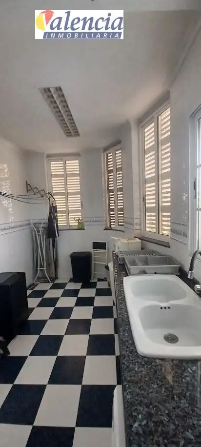 Cocina de Casa o chalet en venta en Chiva con Jardín privado