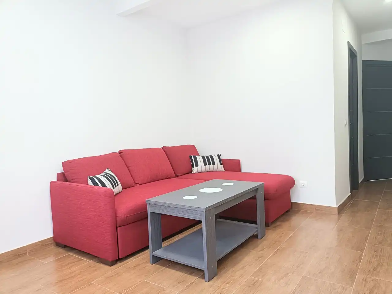 Flat for rent in CEFERINO RODRIGUEZ, Valdeacederas