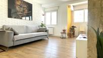 Living room of Flat to rent in  Madrid Capital  with Air Conditioner and Heating