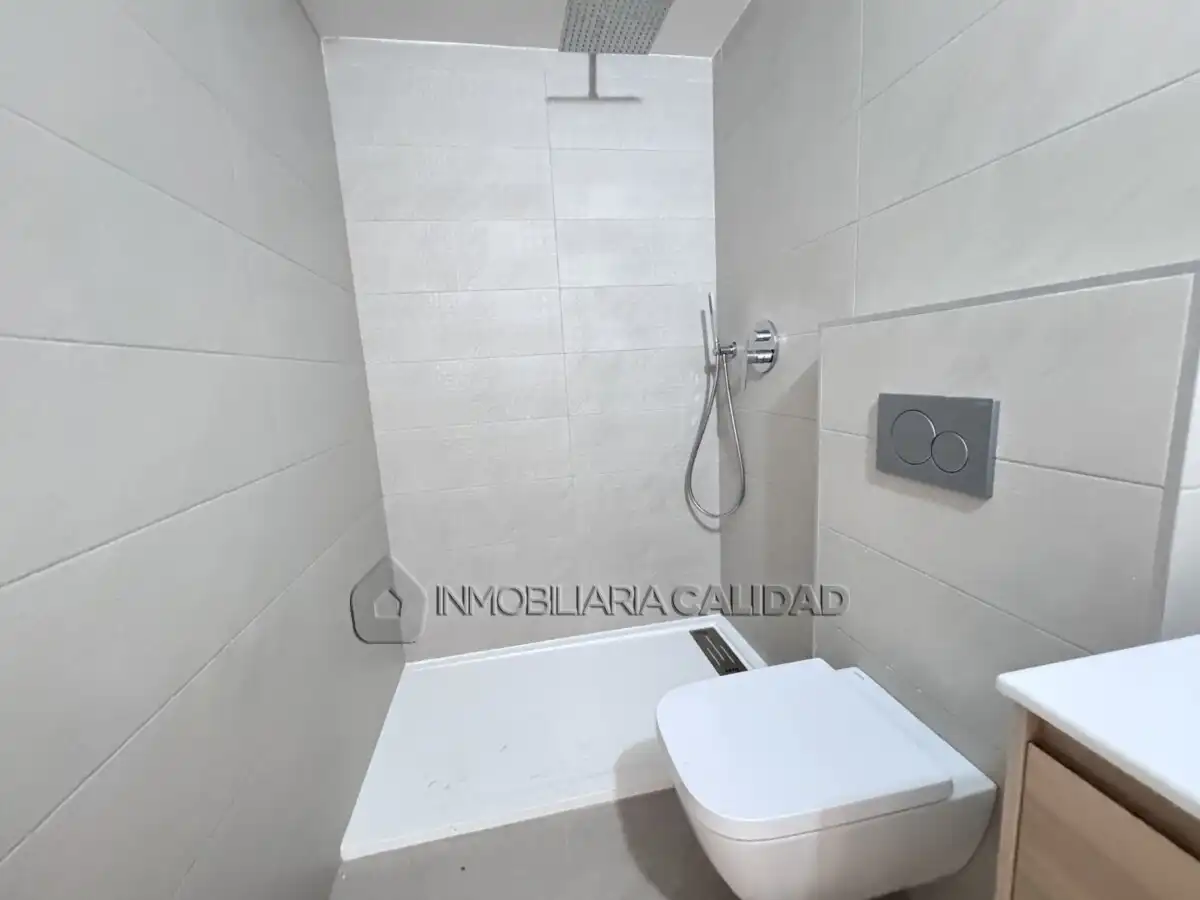 Badezimmer von Wohnung zum Verkauf in Santa Pola mit Heizung