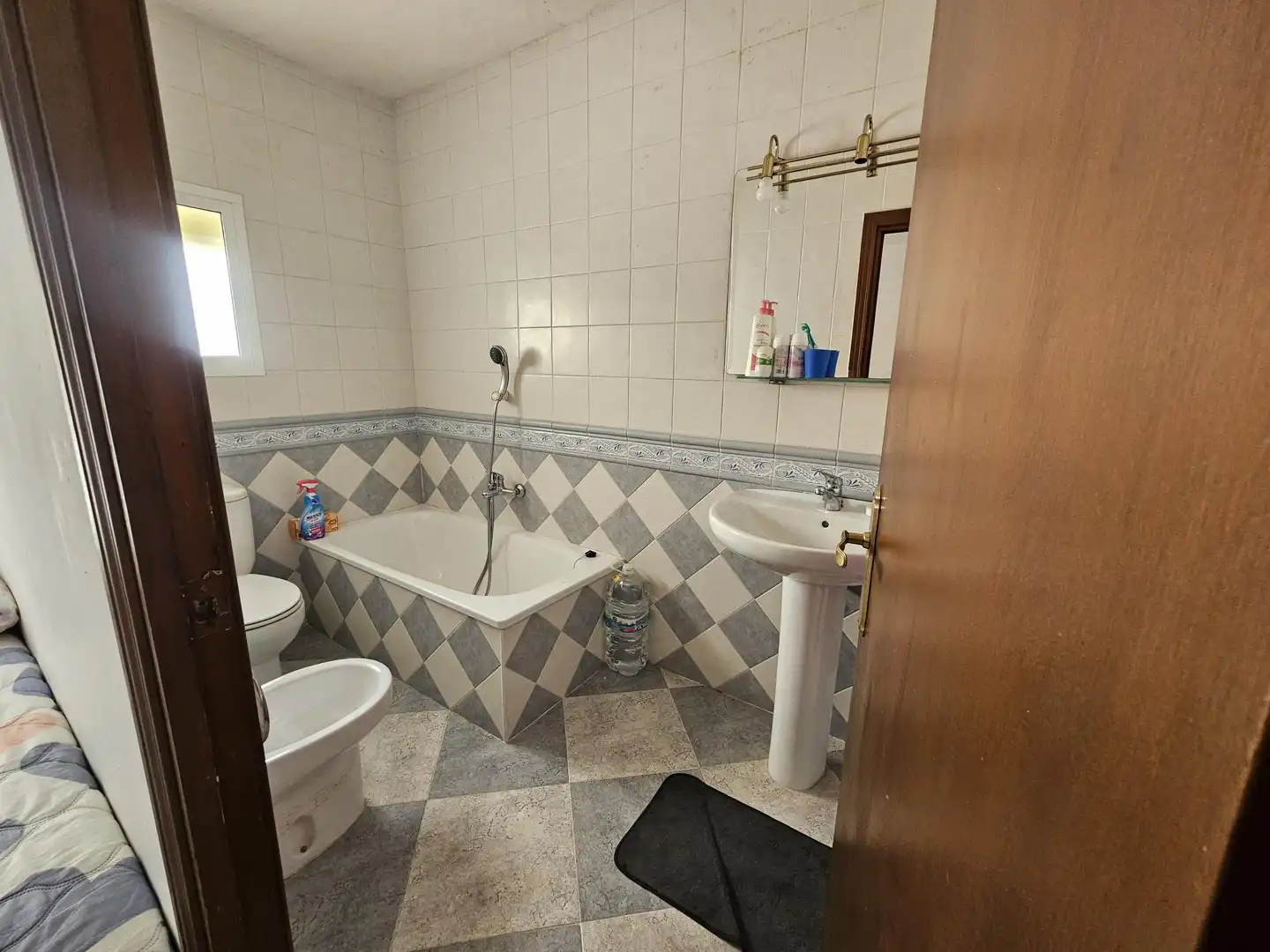 Houses for sale in Casarabonela, Málaga