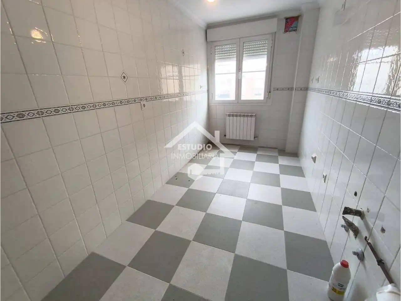 Bedroom of Flat for sale in Mendavia, Navarra