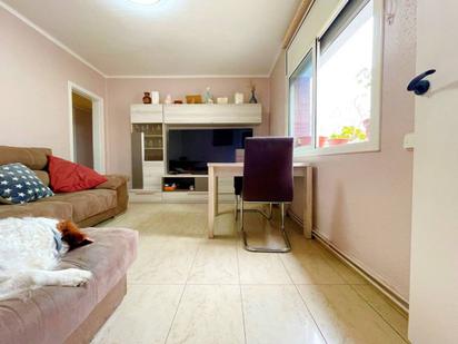 Living room of Flat for sale in Cerdanyola del Vallès  with Heating and Balcony