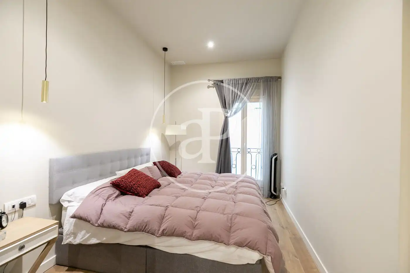 Schlafzimmer von Wohnung zum Verkauf in Barcelona mit Klimaanlage, Heizung und Möbliert
