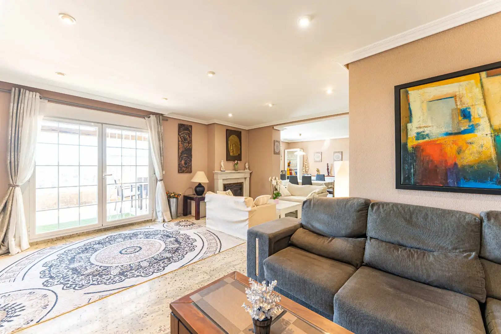 Sala de estar de Casa adosada en venta en Torrelodones con Calefacción, Jardín privado y Terraza