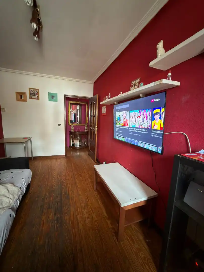 Sala d'estar de Pis en venda en Venta de Baños amb Calefacció i Terrassa