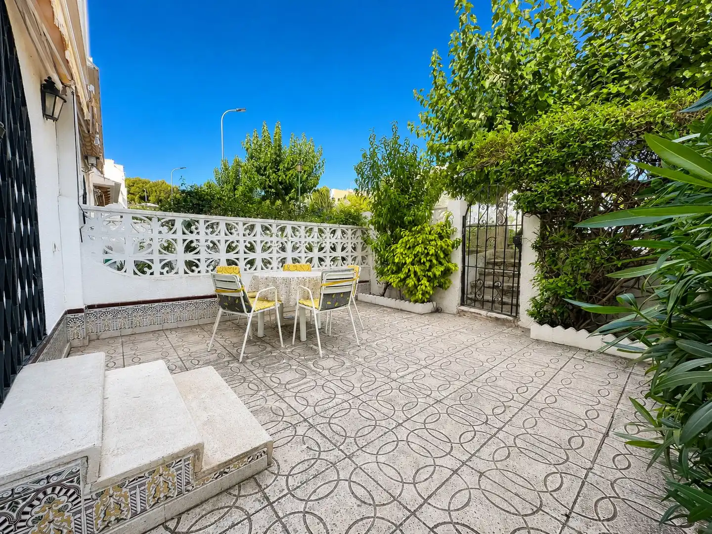 Terrassa de Casa o xalet en venda en El Campello amb Aire condicionat, Terrassa i Piscina