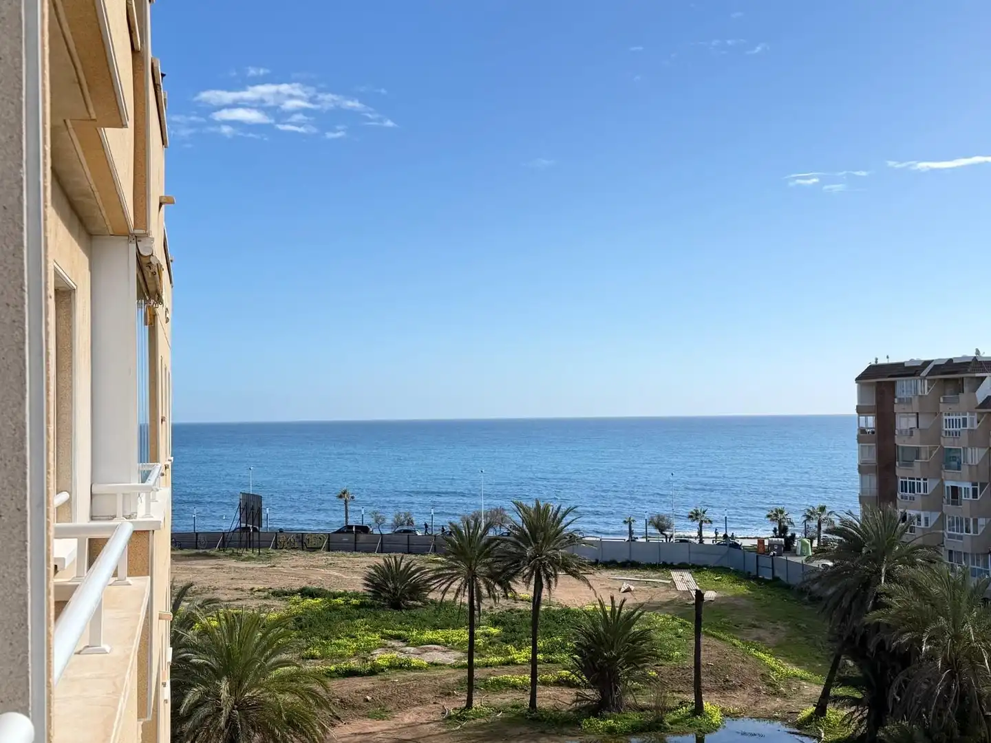 Apartament amb terrassa en venda a Calle LA SAL
