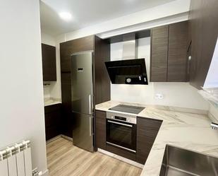 Cuina de Apartament de lloguer en León Capital 