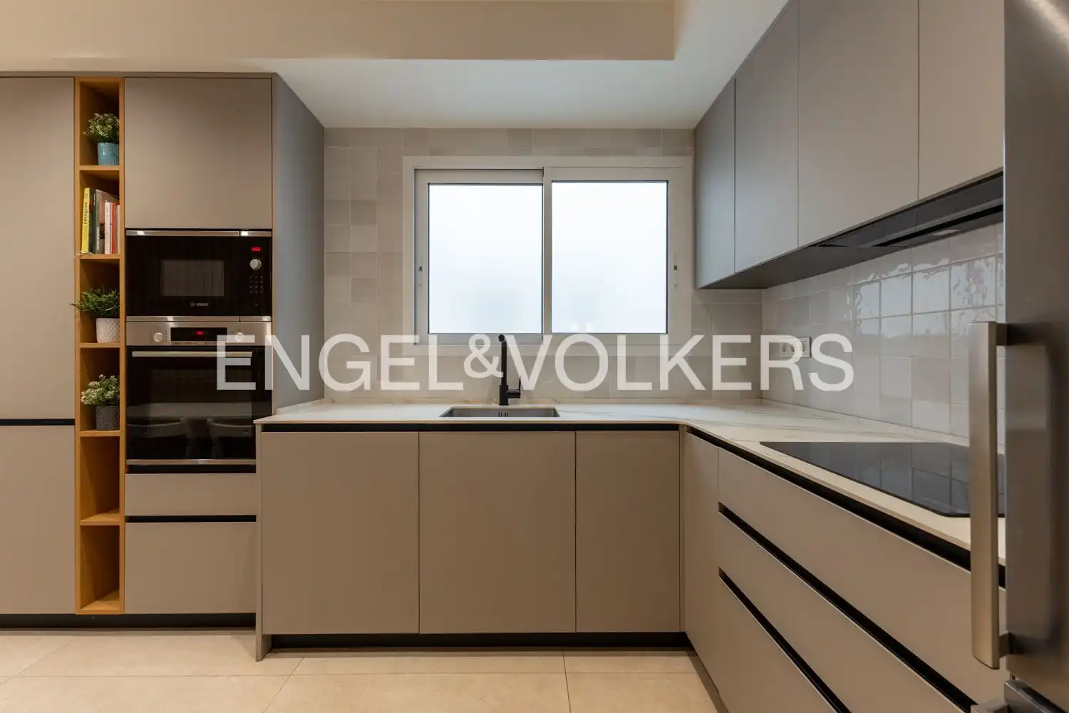 Cocina de Piso en venta en Valencia con Aire acondicionado, Calefacción y Balcón