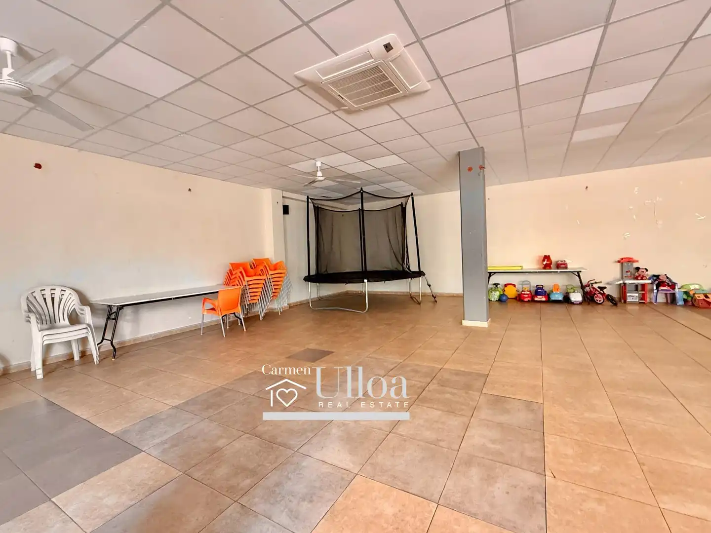 Apartamento en venta en Alicante / Alacant con Aire acondicionado, Calefacción y Jardín privado
