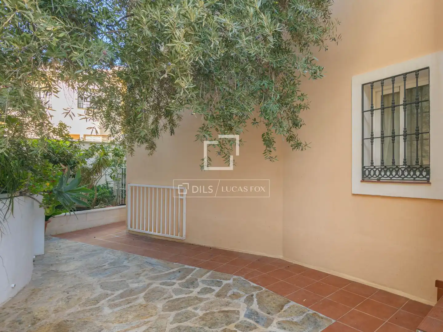 Terrassa de Casa o xalet en venda en Rincón de la Victoria amb Aire condicionat, Jardí privat i Terrassa
