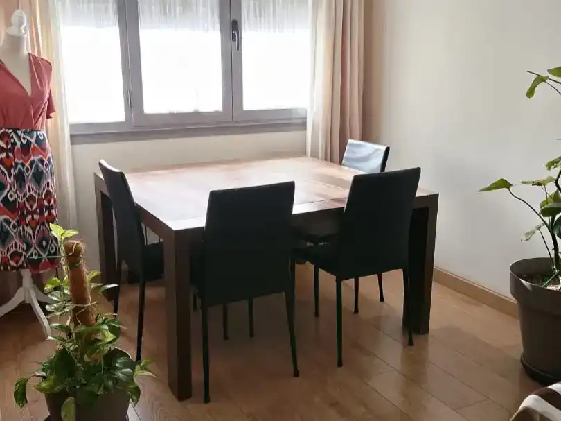 Comedor de Piso para compartir en Almendralejo con Aire acondicionado, Parquet y Amueblado