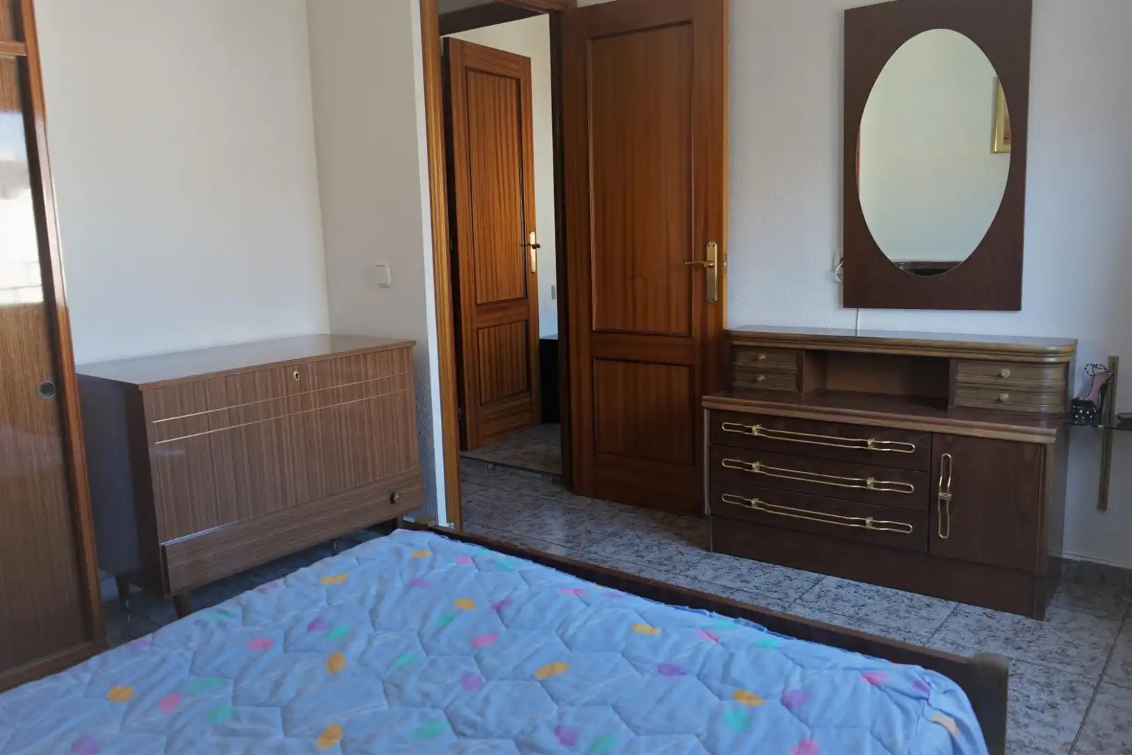 Dormitori de Pis en venda en Requena amb Traster i Balcó