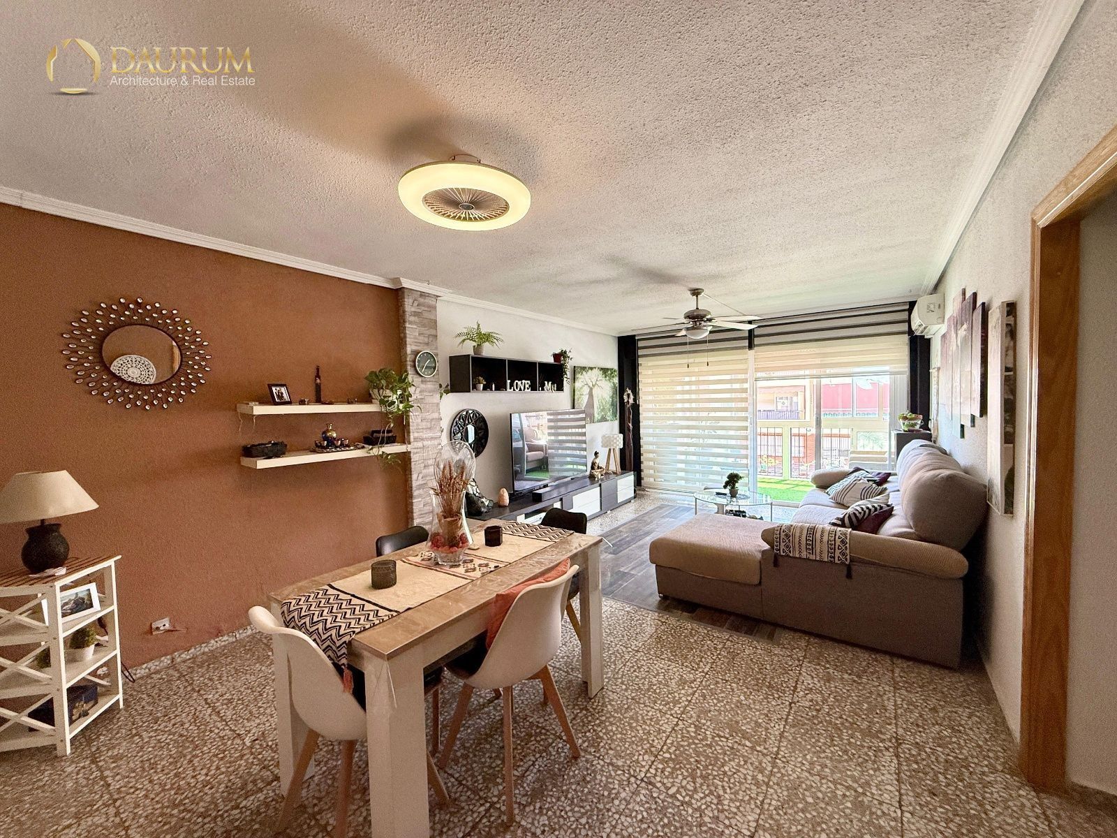 Sala de estar de Piso en venta en San Vicente del Raspeig / Sant Vicent del Raspeig con Aire acondicionado, Calefacción y Terraza