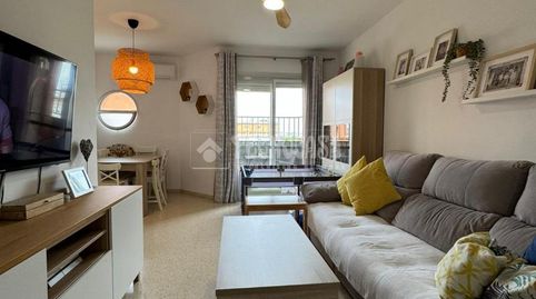 Foto 2 de Piso en venta en Colores - Entreparques, Sevilla Capital