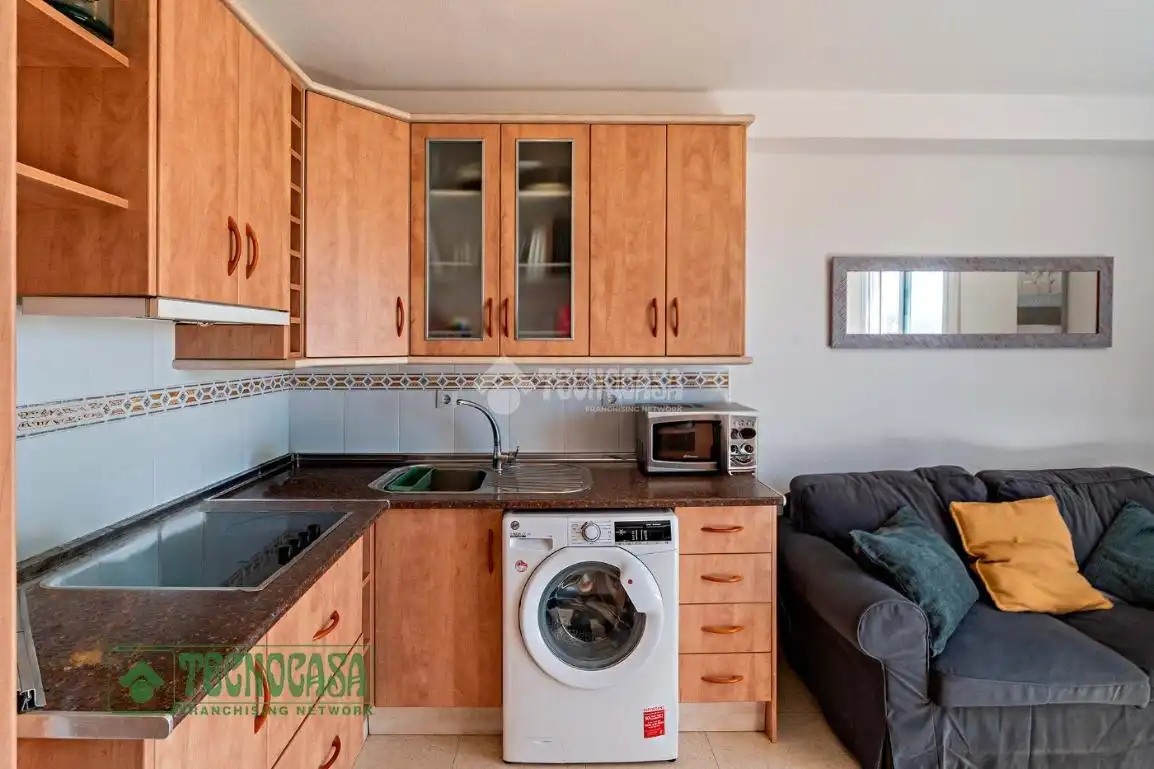 Cocina de Piso en venta en Roquetas de Mar con Calefacción y Terraza