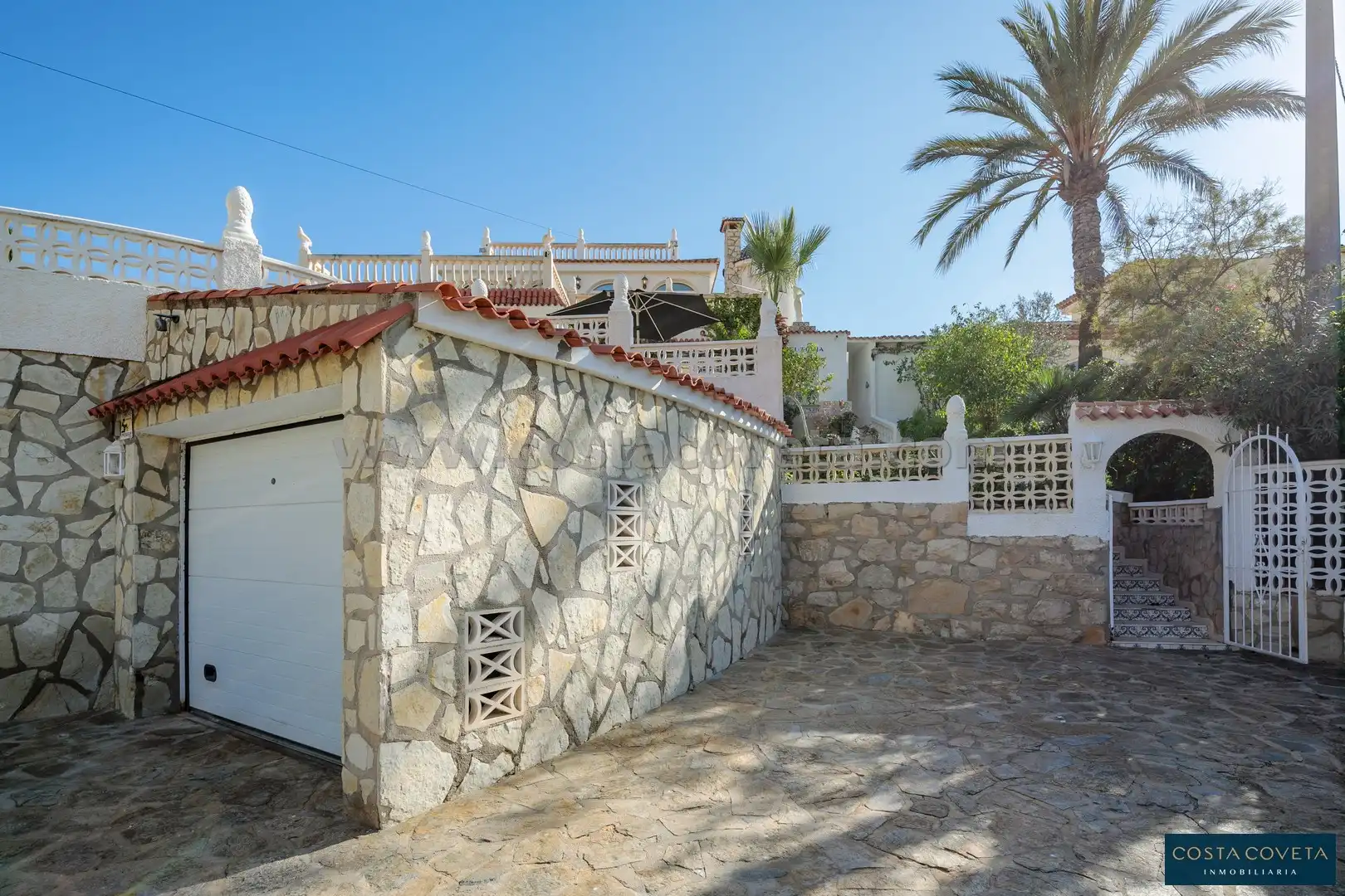 Exterior view of Houses for sale in El Campello  with Air Conditioner, Private garden and Terrace