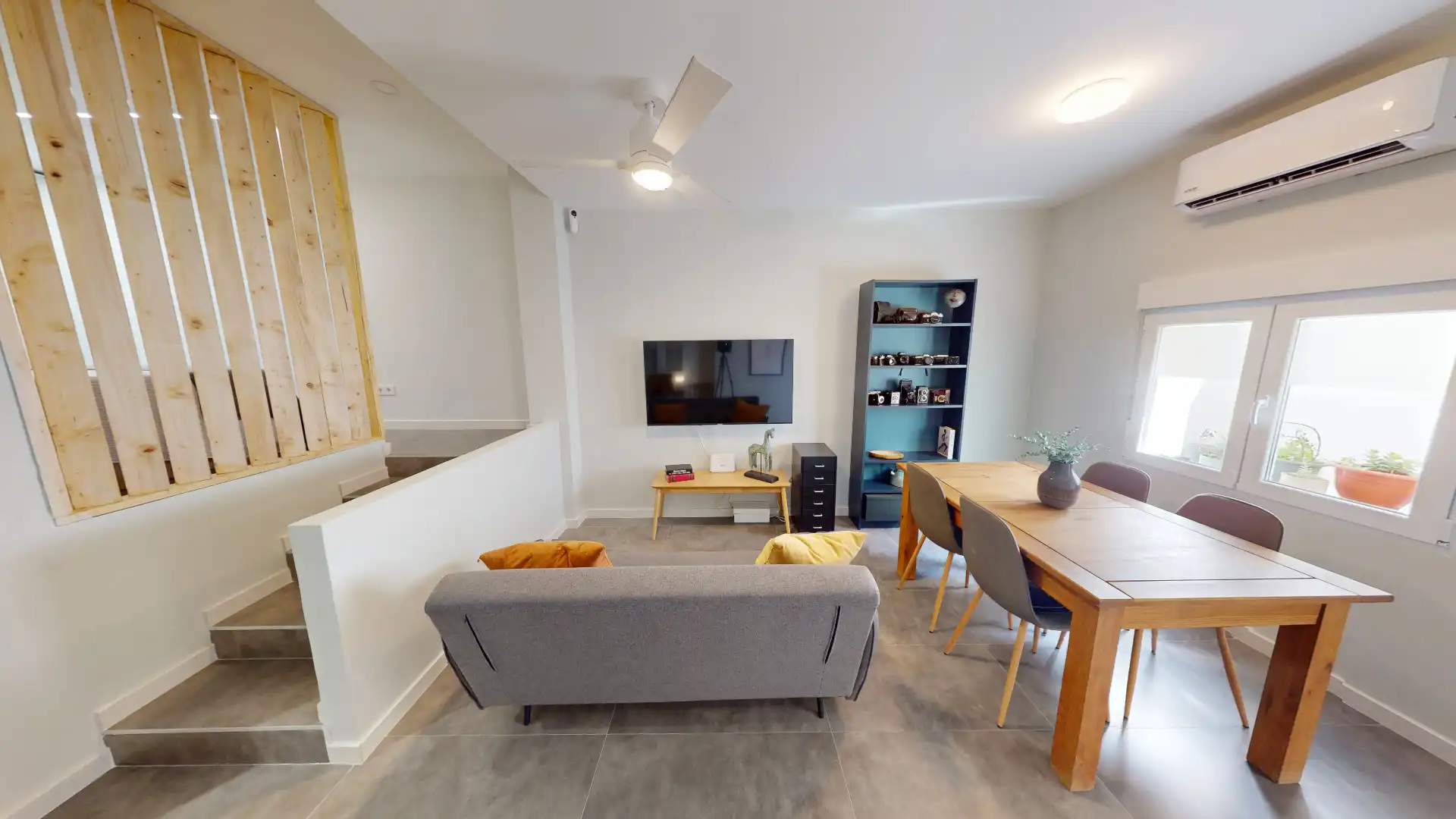 Wohnzimmer von Erdgeschoss zum Verkauf in Alicante / Alacant mit Möbliert
