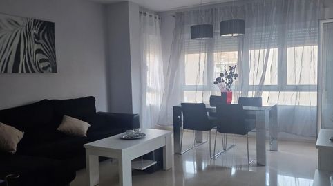 Foto 2 de Apartamento en venta en Plaza Castelar - Mercado Central, Elda