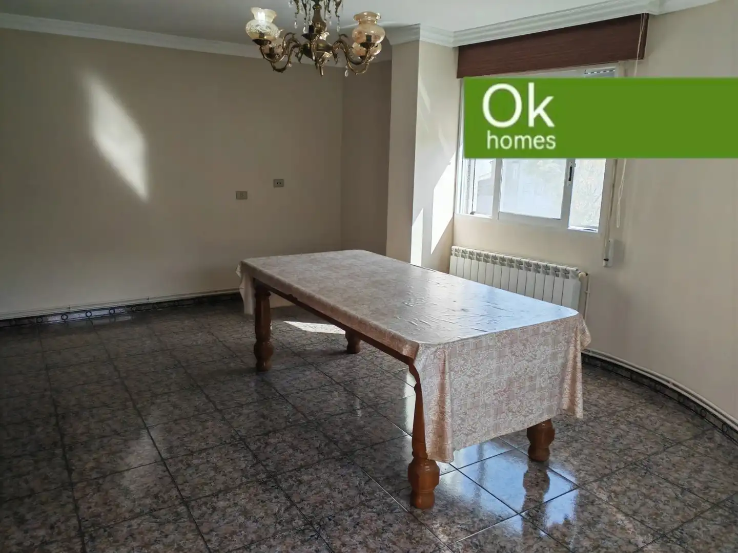 Comedor de Casa o chalet en venta en Friol con Calefacción, Jardín privado y Trastero