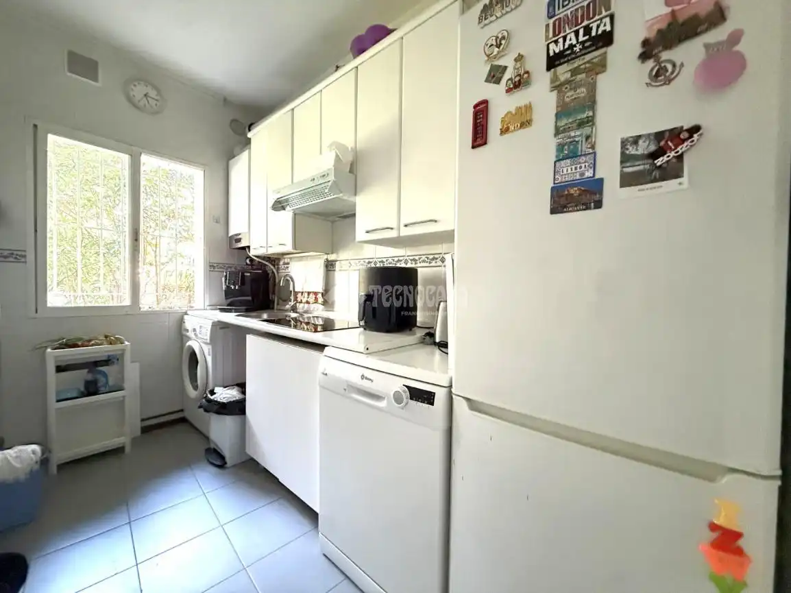 Cocina de Piso en venta en Madrid con Calefacción