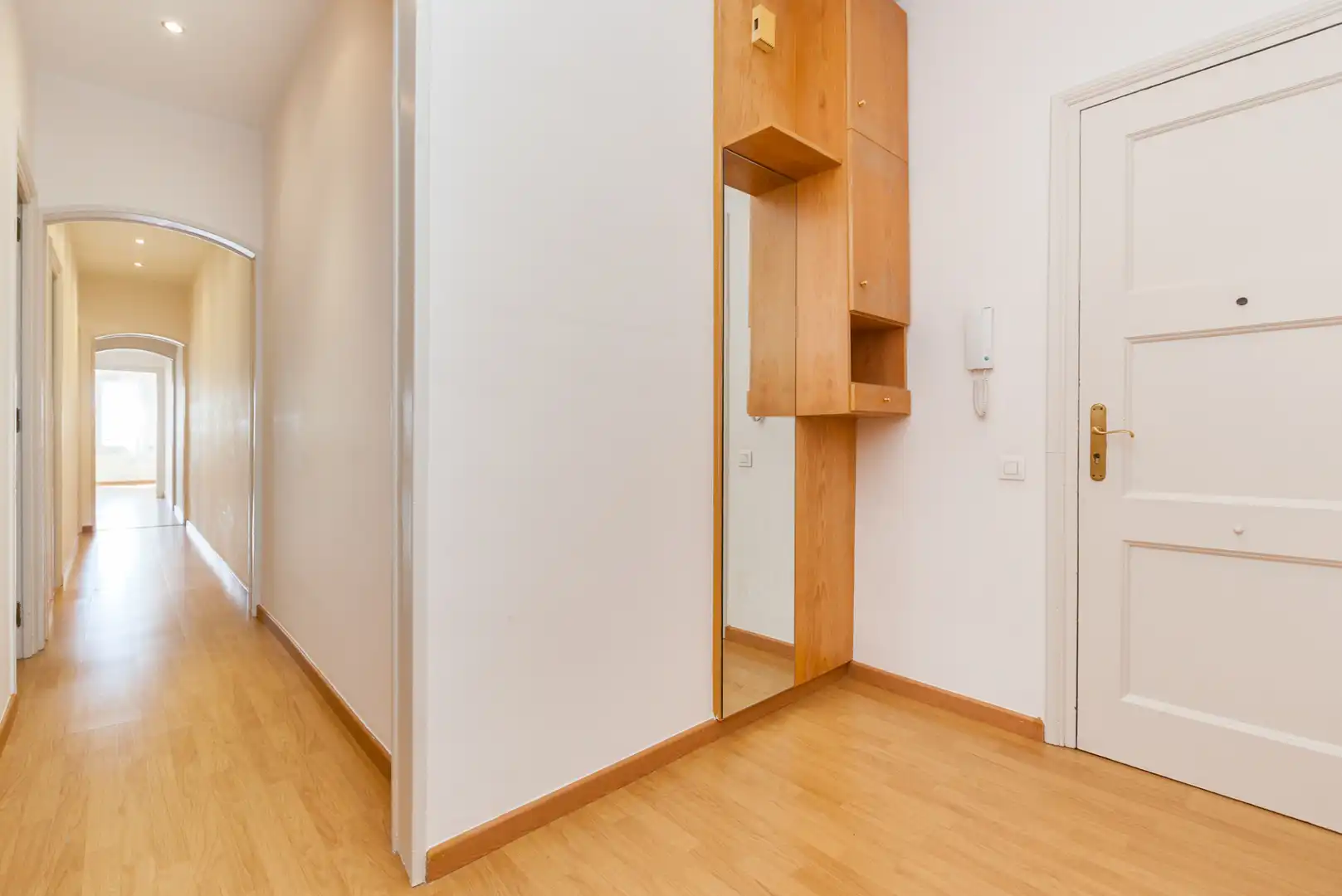 Wohnung zur Miete in Carrer de Casanova, L'Antiga Esquerra de l'Eixample